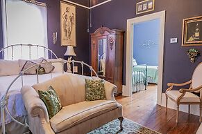 Adams League Historic Inn