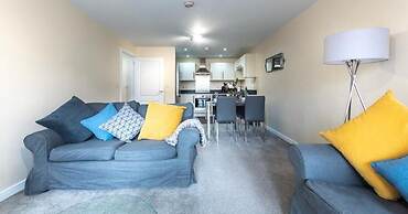 Immaculate 2-bed Apartment in Reading