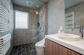 Kaku Place by H2 Life