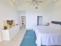 Lighthouse Point Residences