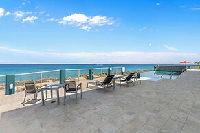 Lighthouse Point Residences