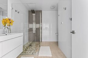 Lighthouse Point Residences