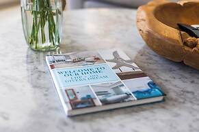 Lighthouse Point Residences