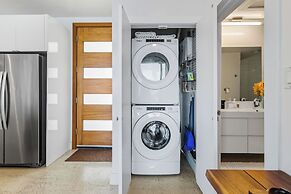 Lighthouse Point Residences