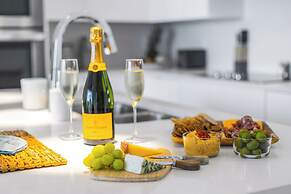 Lighthouse Point Residences