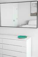 Lighthouse Point Residences