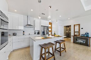 Lighthouse Point Residences