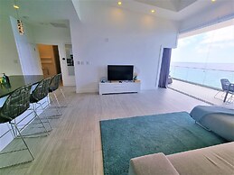 Lighthouse Point Residences