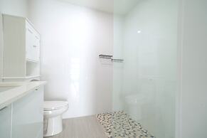 Lighthouse Point Residences