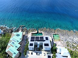 Lighthouse Point Residences