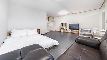 Chuncheon Dogandstay