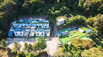 Chuncheon Dogandstay