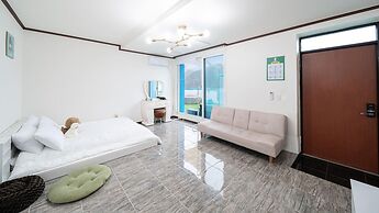 Chuncheon Dogandstay