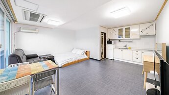 Chuncheon Dogandstay