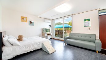 Chuncheon Dogandstay