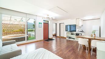 Chuncheon Dogandstay