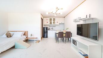 Chuncheon Dogandstay