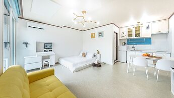 Chuncheon Dogandstay