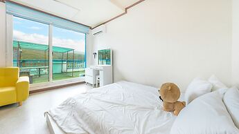 Chuncheon Dogandstay
