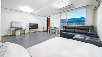 Chuncheon Dogandstay