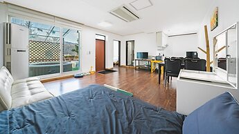 Chuncheon Dogandstay