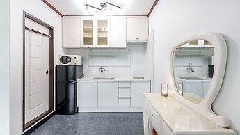 Chuncheon Dogandstay