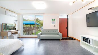 Chuncheon Dogandstay