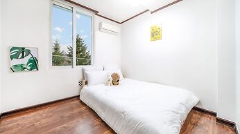 Chuncheon Dogandstay