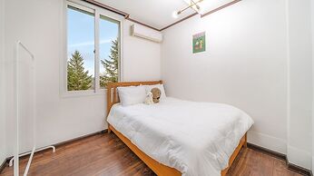 Chuncheon Dogandstay