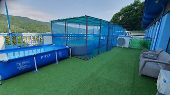 Chuncheon Dogandstay