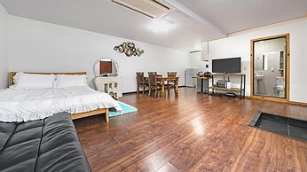 Chuncheon Dogandstay