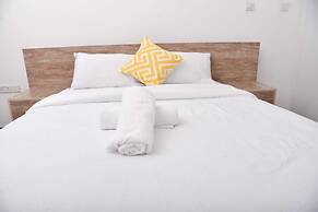 Stay.Plus Stylish Living Nova