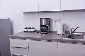 Stay.Plus Stylish Living Nova