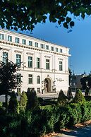 Hotel Altus Palace - Destigo Hotels