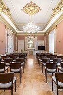 Hotel Altus Palace - Destigo Hotels