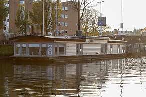 little AMSTEL HouseBoat