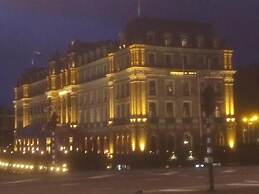 little AMSTEL HouseBoat