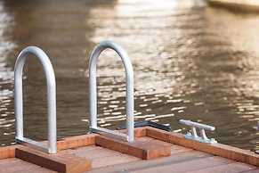 little AMSTEL HouseBoat