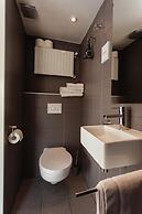 little AMSTEL HouseBoat