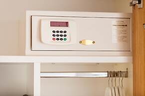 little AMSTEL HouseBoat