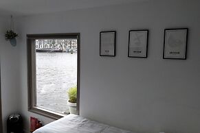 little AMSTEL HouseBoat