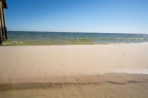 Sun Spot - True Gulf Front Private Home With Lovely Gulf Side Deck. 4