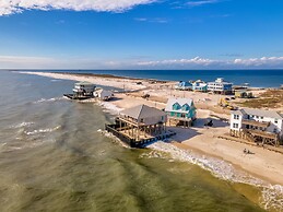 West Beach - Stay On The Sand! Gulf Views Galore, Only Steps To The Sh