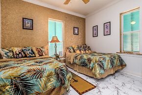 West Beach - Stay On The Sand! Gulf Views Galore, Only Steps To The Sh