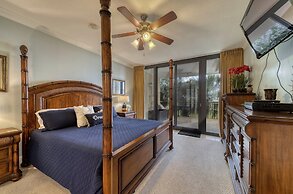 Holiday Isle Unit 122 - Ground Floor Corner Unit - Wrap Around Balcony