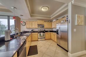 Holiday Isle Unit 122 - Ground Floor Corner Unit - Wrap Around Balcony