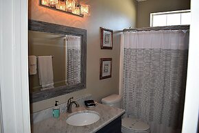 Island Time - Less Than 100 Feet From The Gulf Waters. Enjoy Your Days