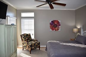 Island Time - Less Than 100 Feet From The Gulf Waters. Enjoy Your Days