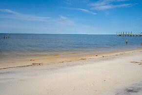 Tidal Wave - Big And Bold Bayfront Beauty! Perfect For The Whole Famil