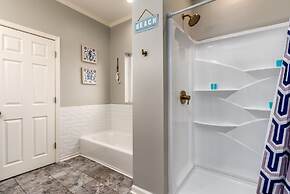 Tidal Wave - Big And Bold Bayfront Beauty! Perfect For The Whole Famil